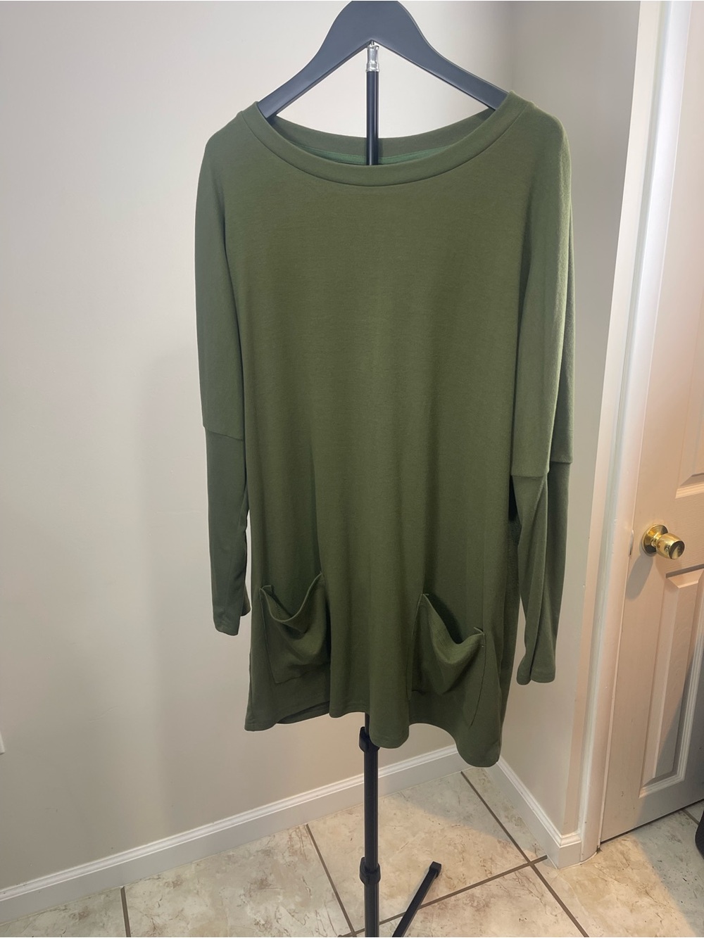 Source Unknown Olive Green Long Sleeve Pocket Tunic